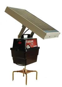 Elektryzator do ogrodzeń elektrycznych Falcon Solar 1.7j 12V z 20W panelem słonecznym